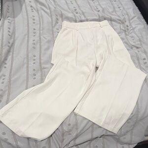 Elegant White Women's Trouser Pants Size Small like new
